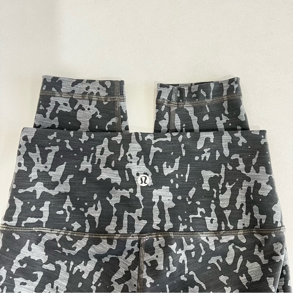 Lululemon Wunder Train High-Rise Tight 25" Heathered Black Asphalt Grey Size 4 - Picture 9 of 10